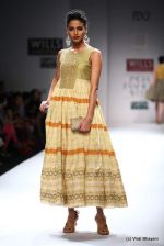 Model walk the ramp for Virtues Show at Wills Lifestyle India Fashion Week 2012 day 5 on 10th Oct 2012 (181).JPG